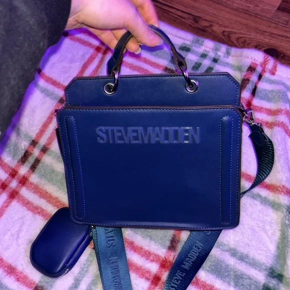 Steve Madden Blue Crossbody Bag - Picture 6 of 7